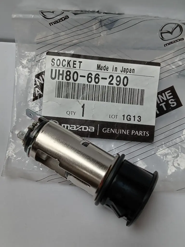 BASE ENCENDEDOR CIGARILLOS B2200 B2600 01-07 BT-50 08-16 CON TAPA