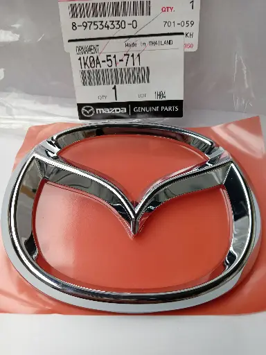 [1K0A51711] LOGOTIPO EMBLEMA MAZDA POST BT-50 22-