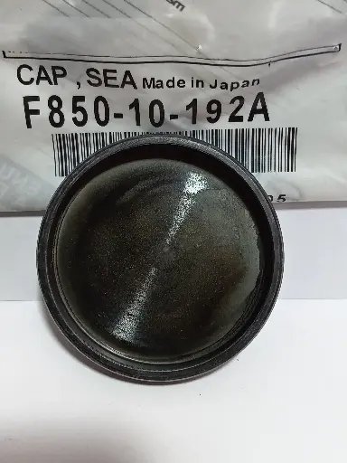 [F85010192A] TAPA ACEITE POST CABEZOTE B2200 01-07 BT-50 2.2 08-16 48X7
