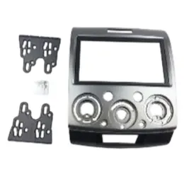 [UC0R55210A] PANEL CENTRAL TABLERO RADIO BT-50 08-09