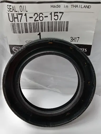 [UH7126157] RETENEDOR EJE POSTERIOR B2200 B2600 01-07 BT-50 08-16
